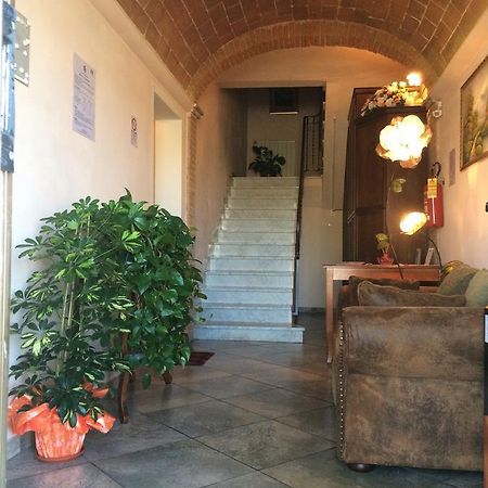 Da Donna Rosa Hotel Pontedera Exterior photo