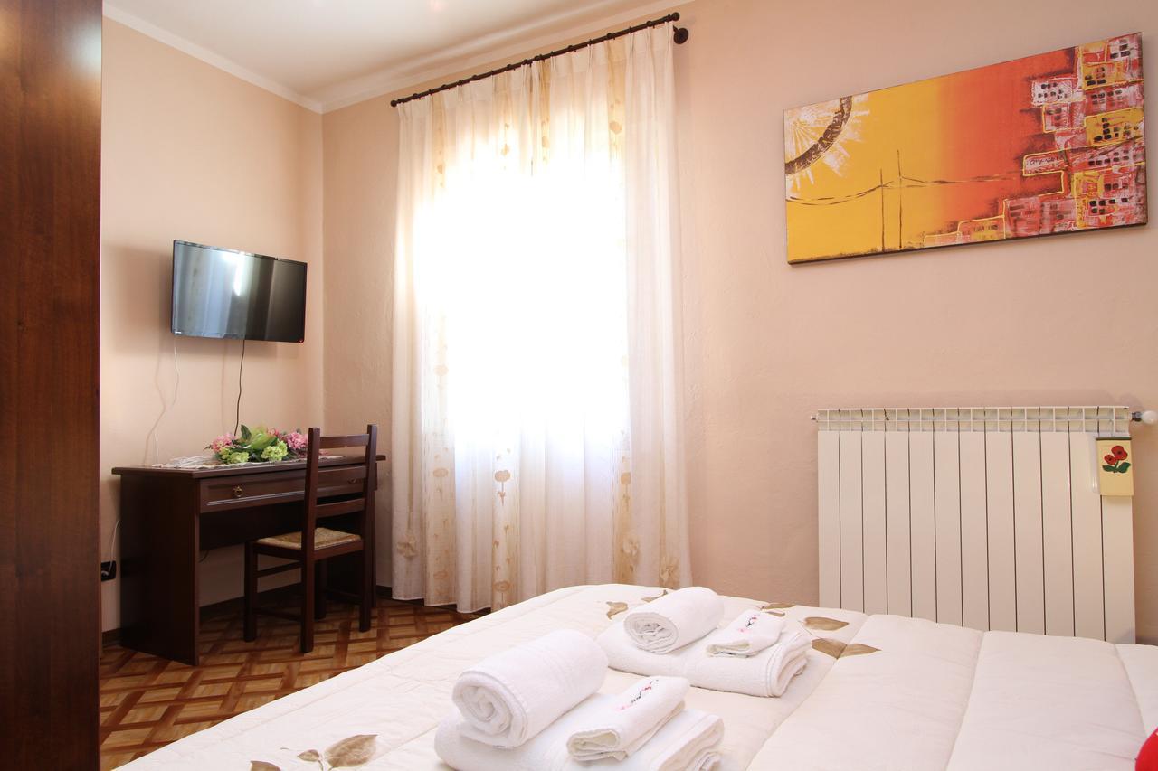 Da Donna Rosa Hotel Pontedera Exterior photo